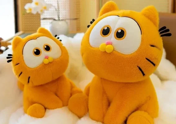 Soft orange Garfield plush cat toy doll